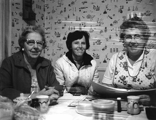 Three_Ladies